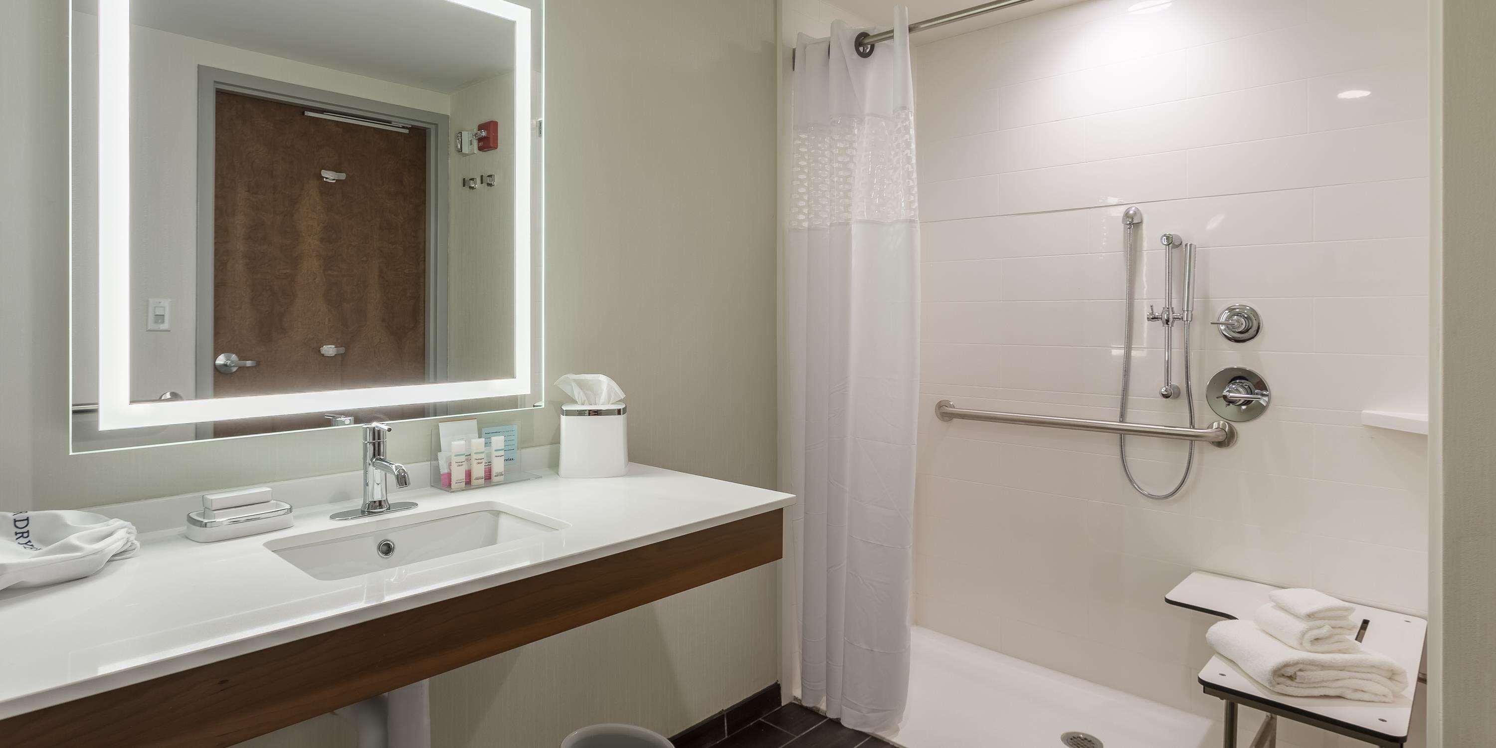 Hampton Inn&suites - Papermill Drive, Tn Hotel 3*
