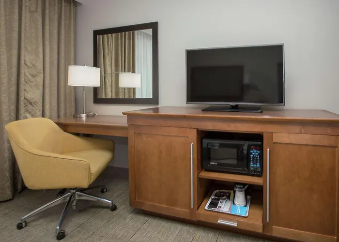 Hampton Inn & Suites - Knoxville Papermill Drive, Tn