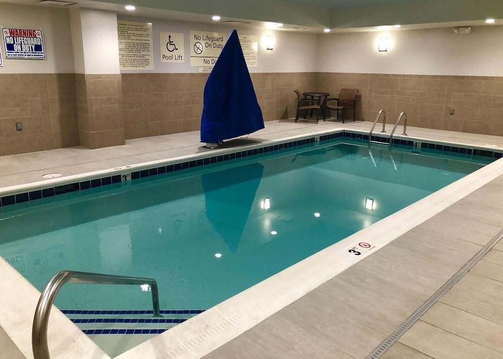 Hampton & - Papermill Drive, Tn 3* Knoxville