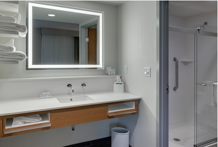 Hotel Hampton & - Papermill Drive, Tn 3*