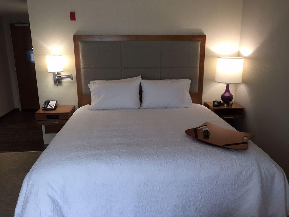 Hampton & - Papermill Drive, Tn 3* Knoxville